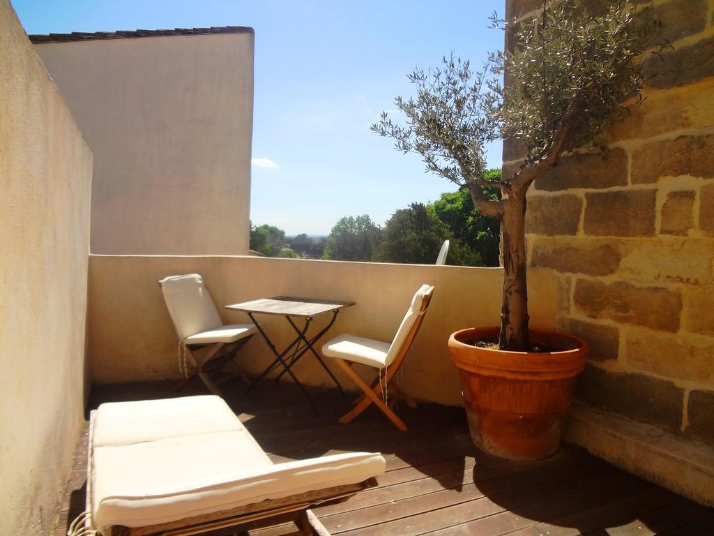 Les Toits D'Uzes Apartment Exterior photo
