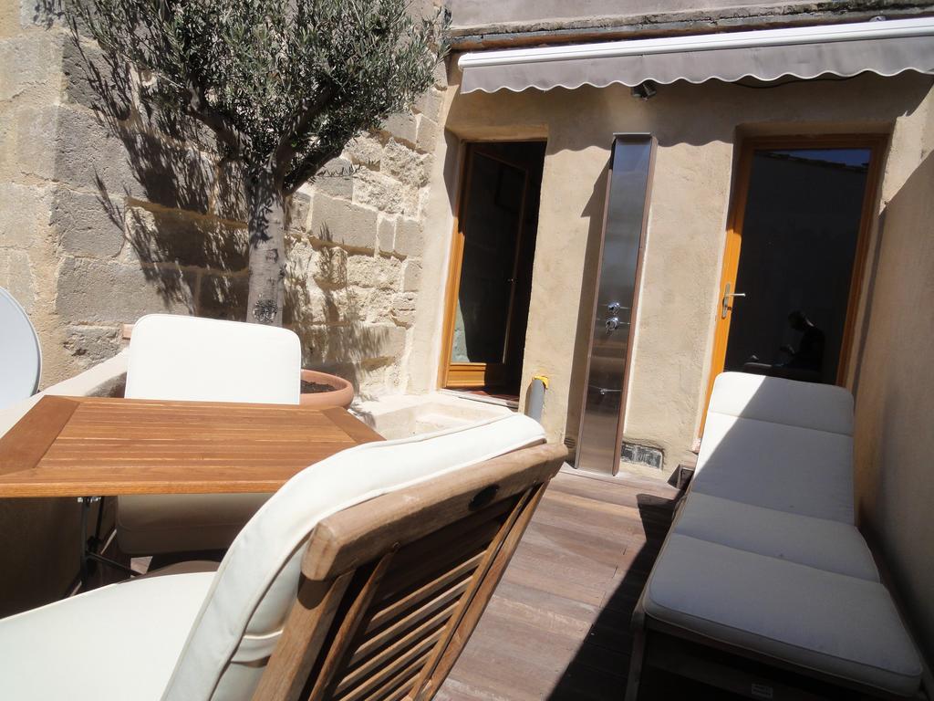 Les Toits D'Uzes Apartment Exterior photo